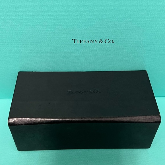 🌸 Authentic Tiffany & Co. Black Sunglass Case - Picture 1 of 9